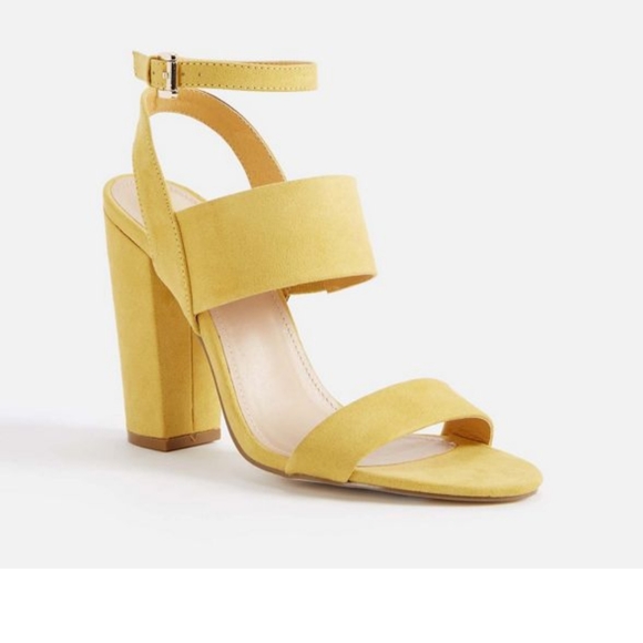 Shoes - Just Fab Perenna Heeled Sandal